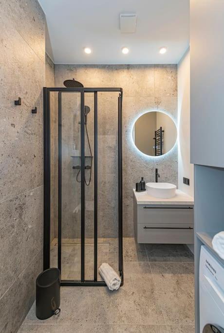 Lovely 1Bd Central Apartment By Hostlovers Kaunas Exterior photo